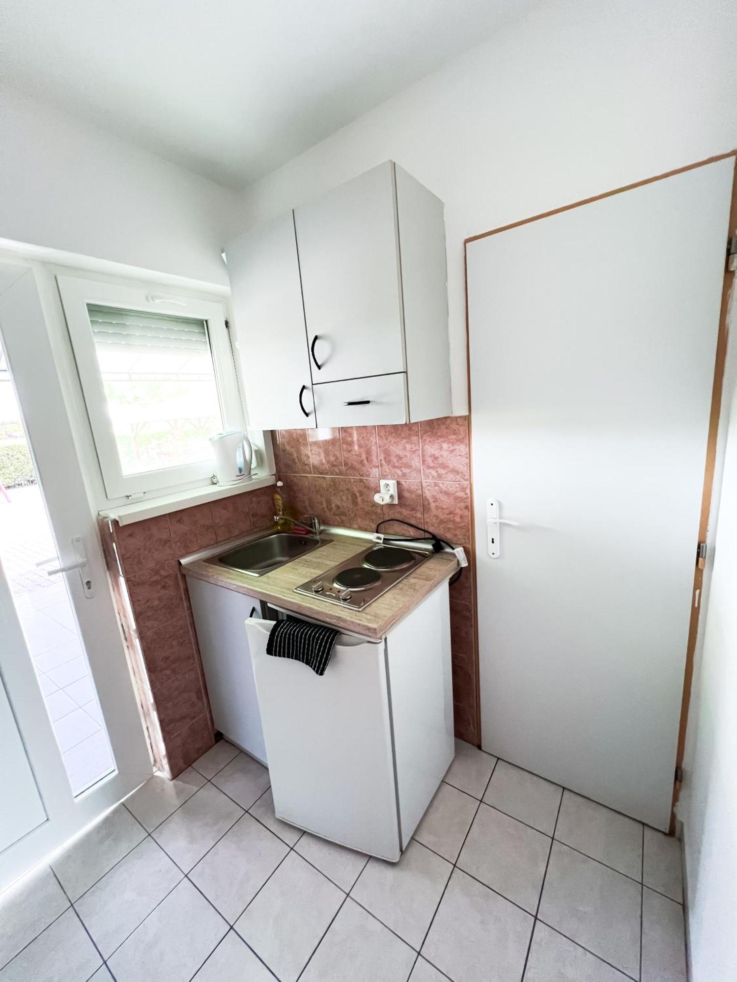 Apartman Taktik Veľký Meder Esterno foto