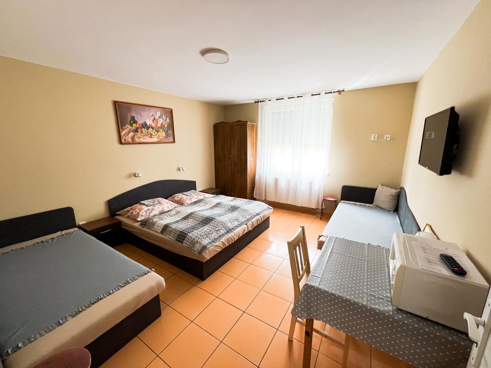 Apartman Taktik Veľký Meder Esterno foto