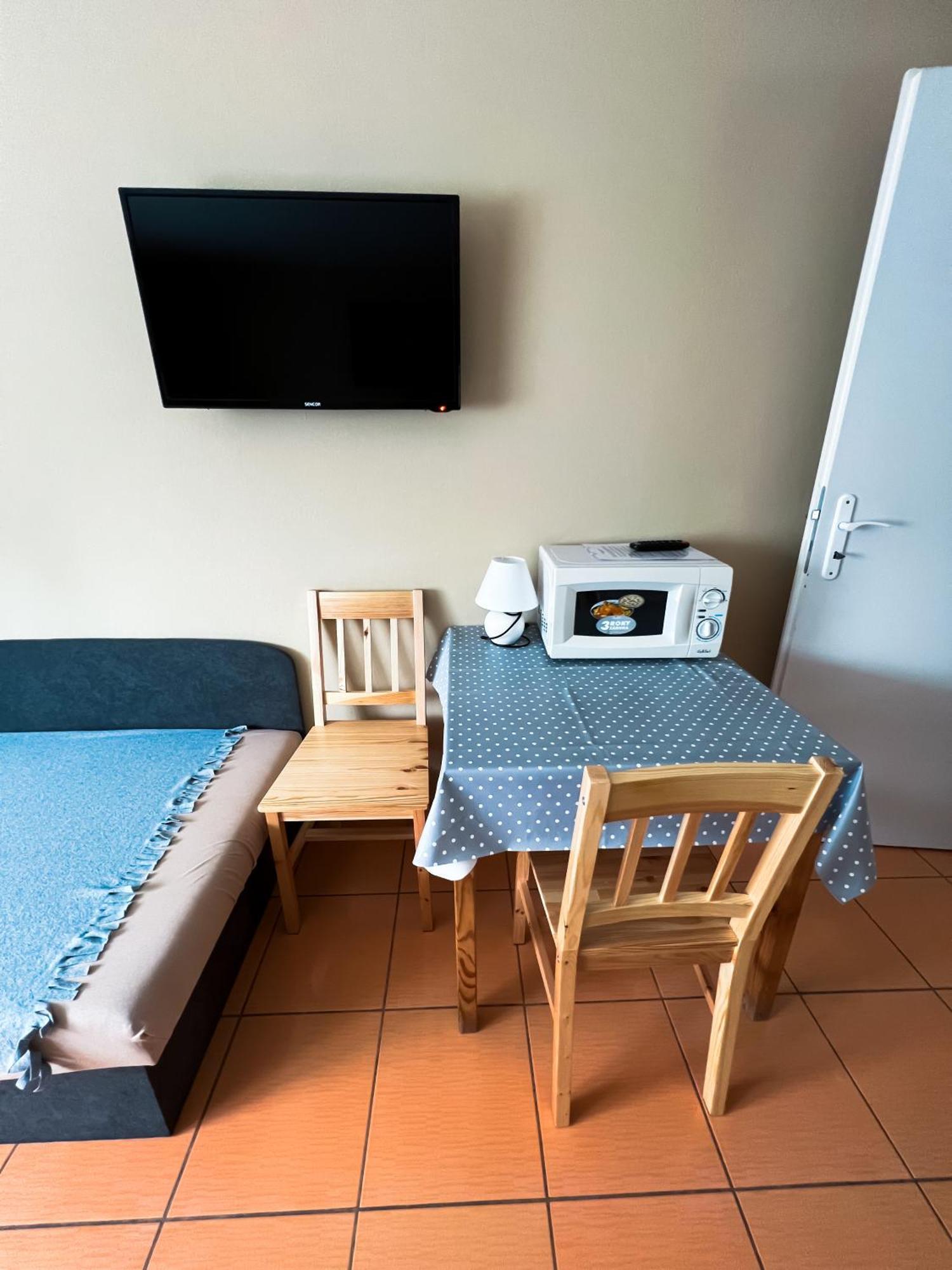 Apartman Taktik Veľký Meder Esterno foto